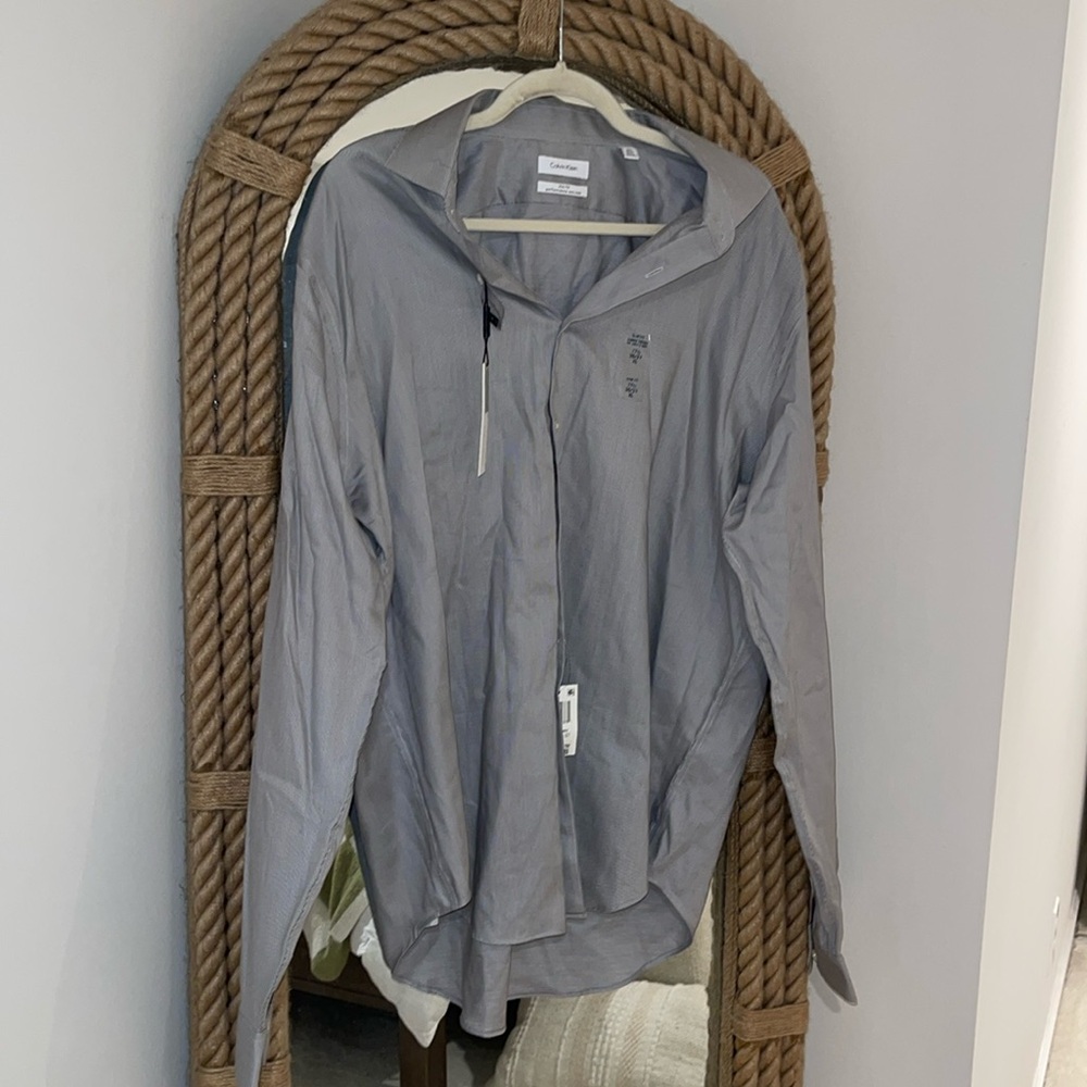NWT Calvin Klein Men’s Slim Fit Dress Shirt